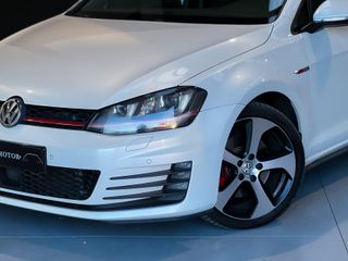 VOLKSWAGEN Golf GTI 2.0 TSI 220CV BMT
