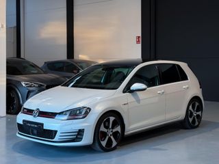 VOLKSWAGEN Golf GTI 2.0 TSI 220CV BMT