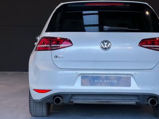VOLKSWAGEN Golf GTI 2.0 TSI 220CV BMT