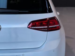 VOLKSWAGEN Golf GTI 2.0 TSI 220CV BMT