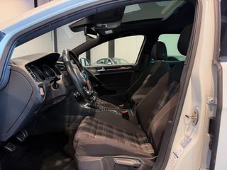 VOLKSWAGEN Golf GTI 2.0 TSI 220CV BMT