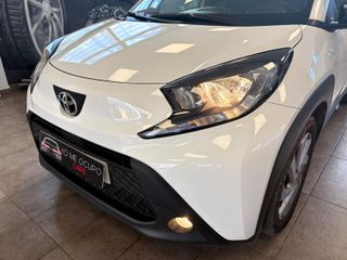 TOYOTA Aygo X Cross 1.0 VVT-I 72CV Play
