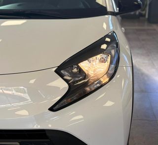 TOYOTA Aygo X Cross 1.0 VVT-I 72CV Play
