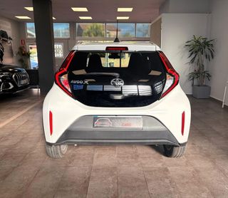 TOYOTA Aygo X Cross 1.0 VVT-I 72CV Play