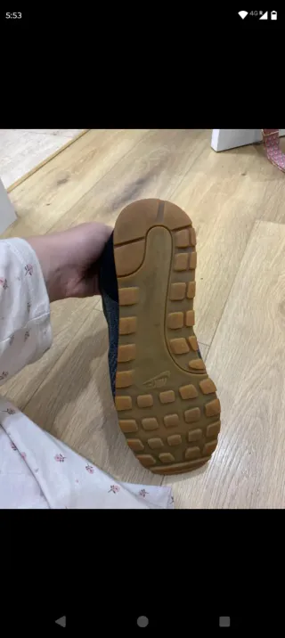 Zapatillas Nike Negras y Grises