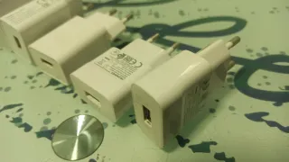 Cargadores Xiaomi y Huawei