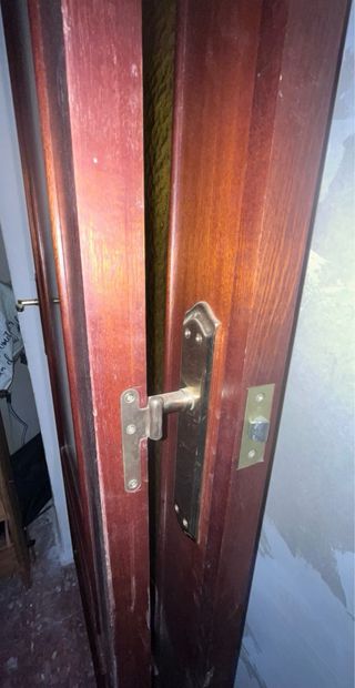 Puertas macizas de madera