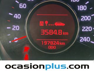 Kia Ceed 1.4 CVVT Concept 74 kW (100 CV)