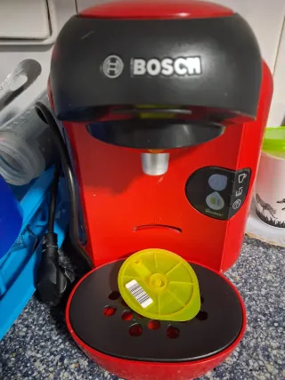Cafetera Tassimo Bosch Roja y Negra