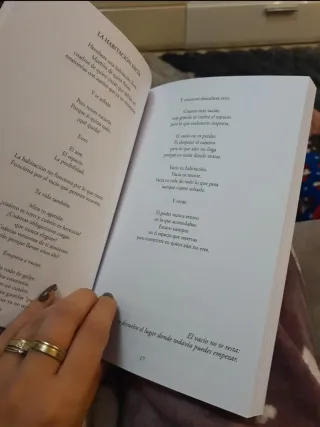 Menos para ser más – Jane Devyn Poesía · Reflexión