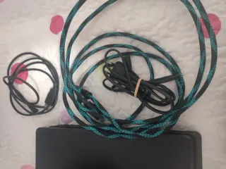 Ps4 Slim con M.A.G.I.A