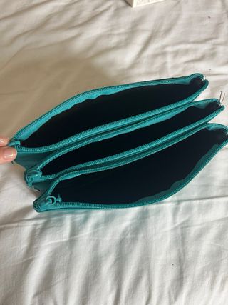 Estuche HÖNGU 3 compartimentos