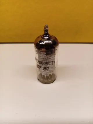 UF 89 Válvula Radio Mullard Antigua