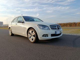Mercedes-Benz Clase C 2010