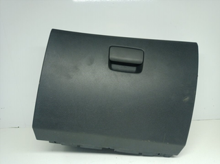 GUANTERA MERCEDES-BENZ CLASE CLA (BM 117)