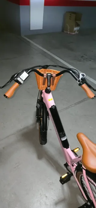 Bicicleta Eléctrica Skute Rosa