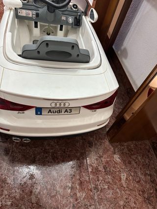 Coche Eléctrico Infantil Audi A3 Muy poco uso