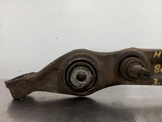 BRAZO SUSPENSION INFERIOR DELANTERO IZQUIERDO MER