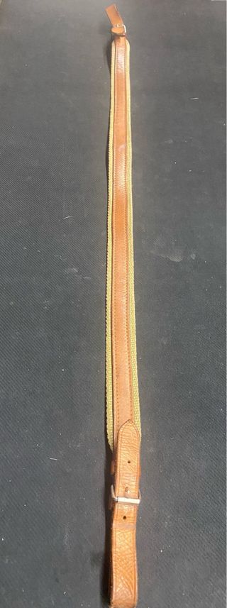 Tracolla  in cuoio e cordura e calendario Beretta