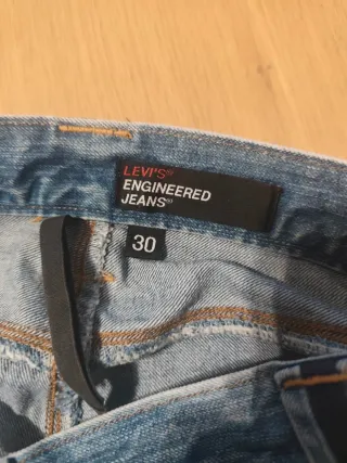 Jeans Levis Engineered W30 L34