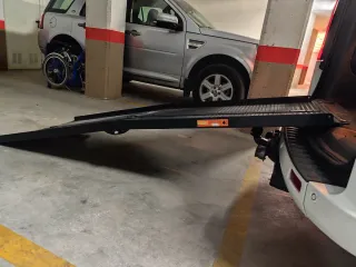 Rampa plegable para coche