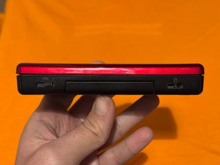 Nintendo DS Lite Roja y Negra