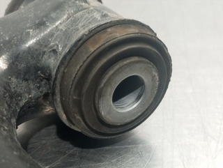 BRAZO SUSPENSION INFERIOR DELANTERO IZQUIERDO JEE