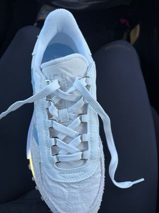 Zapatillas Lacoste Blancas y Azules. SIN ESTRENAR