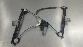 ELEVALUNAS DELANTERO DERECHO MERCEDES-BENZ CLASE