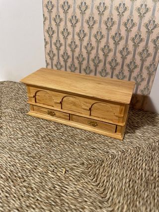 Cassapanca per casa delle bambole