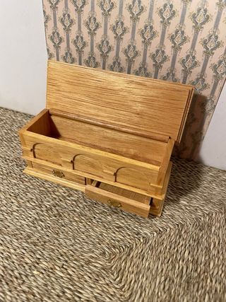 Cassapanca per casa delle bambole