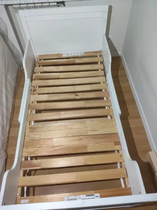 Cama infantil blanca IKEA