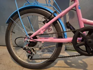 Bicicleta infantil rosa y azul