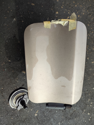 TAPA EXTERIOR COMBUSTIBLE BMW SERIE 2 ACTIVE