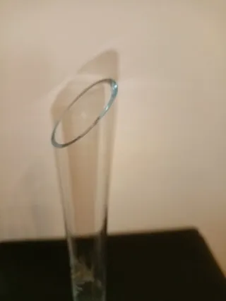 Vaso in vetro inciso vintage