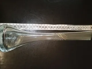 Vaso in vetro inciso vintage