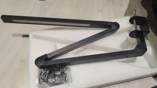 A estrenar!Lámpara LED Escritorio Negra