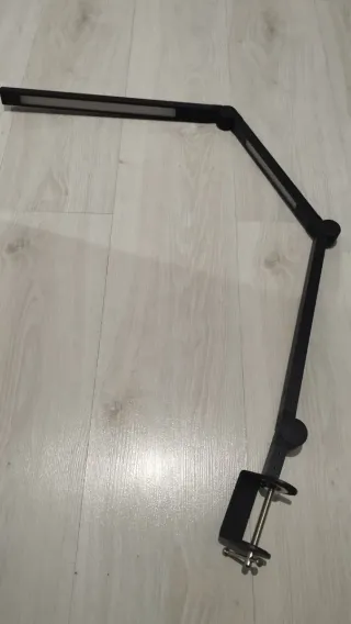 A estrenar!Lámpara LED Escritorio Negra