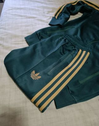 Chándal Adidas Verde y Dorado