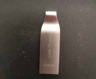 Chiavetta USB 64GB con Portachiavi