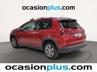 Peugeot 2008 PureTech Signature 60 kW (82 CV)