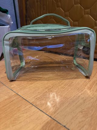 Neceser transparente verde