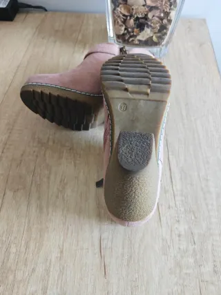 Botines tacón rosa ante