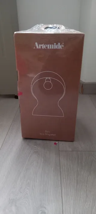 Lampada Artemide Dalu Rosa Pantone