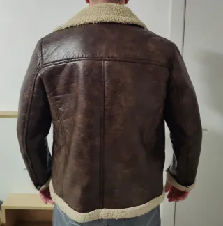 Cazadora de cuero marrón con forro