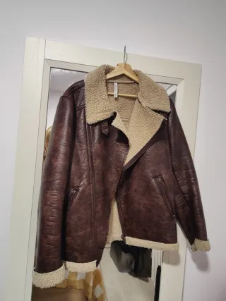 Cazadora de cuero marrón con forro