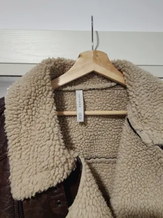 Cazadora de cuero marrón con forro