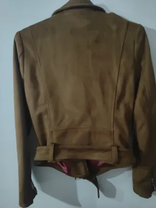 Cazadora ante marrón Pull&Bear Talla S