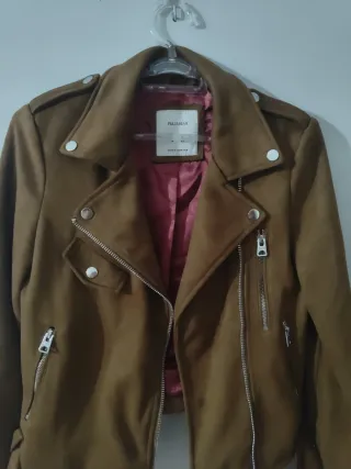 Cazadora ante marrón Pull&Bear Talla S