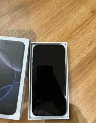 iPhone 16 Pro Max Negro/Gris